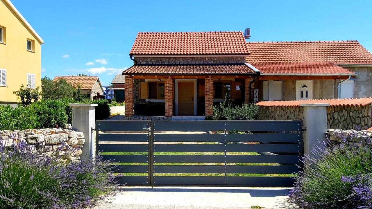 Country House Frane Ladevci 外观 照片