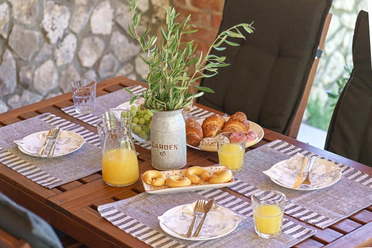 Country House Frane Ladevci 外观 照片
