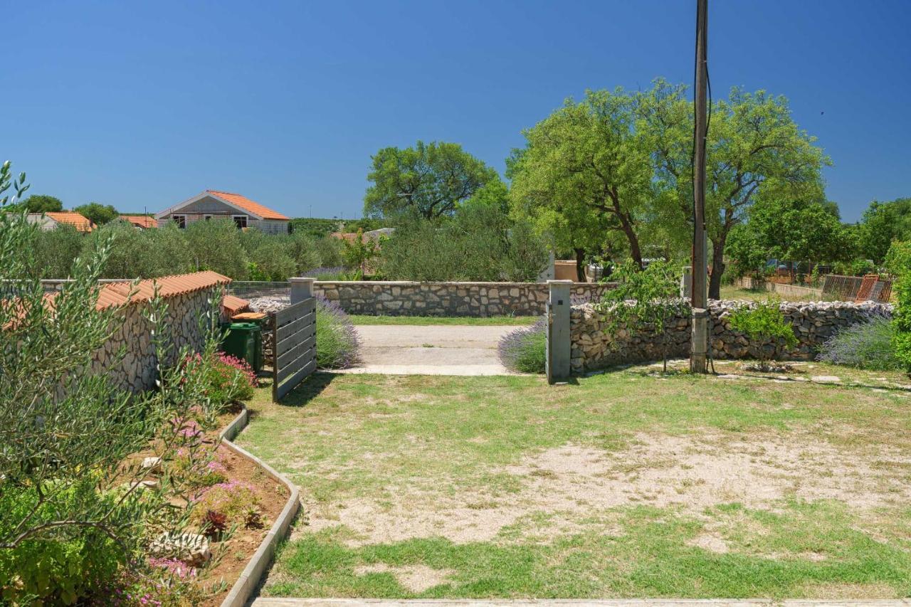 Country House Frane Ladevci 外观 照片